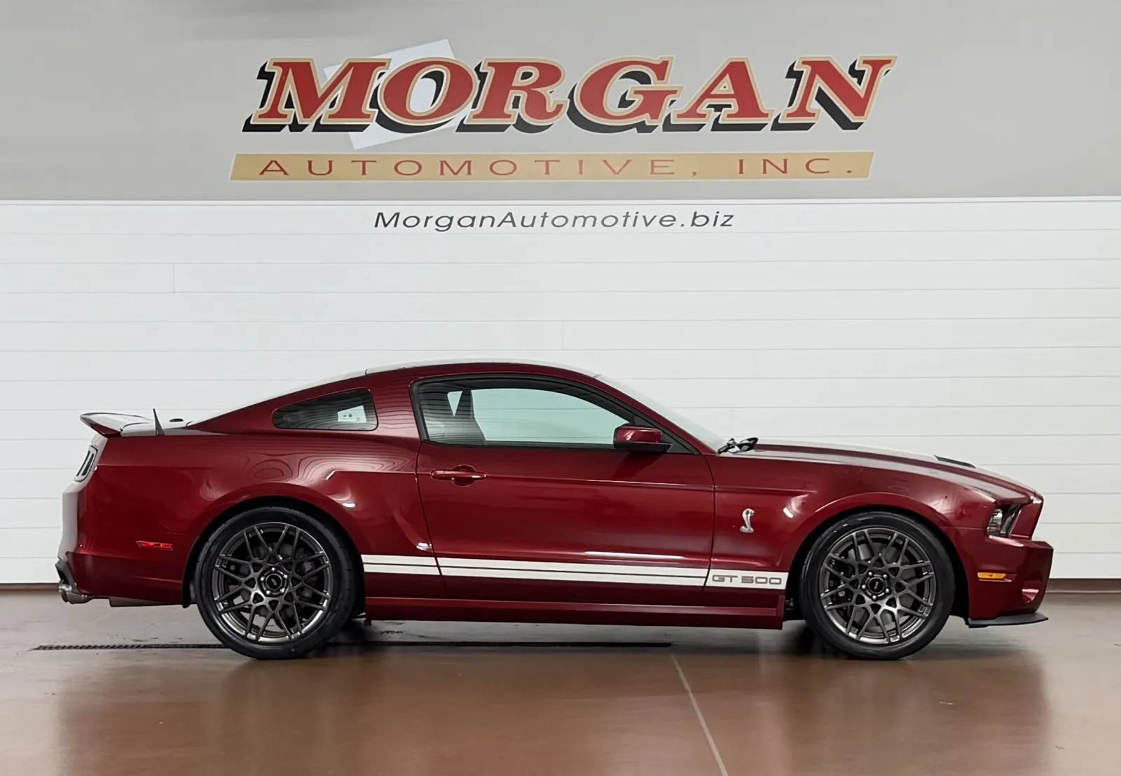 Used 2014 Ford Mustang Shelby GT500 w/ Equipment Group 821A RWD image 2