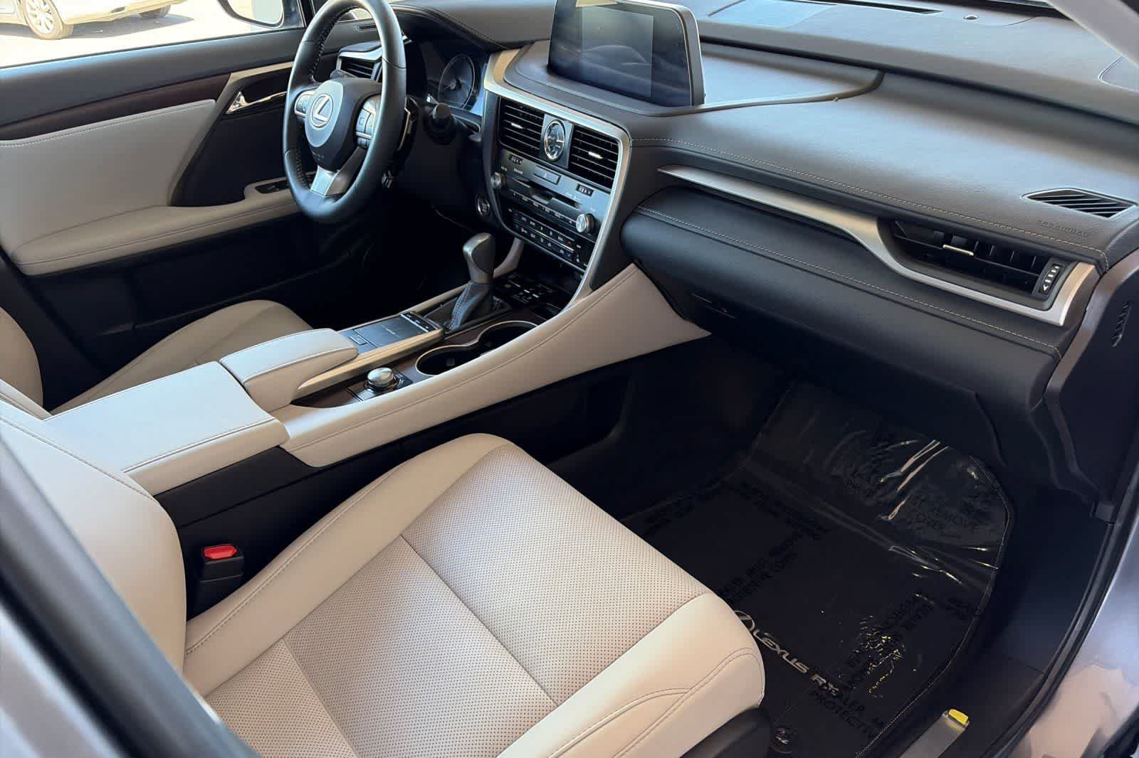 Used 2022 Lexus RX 350 FWD w/ Premium Package image 16
