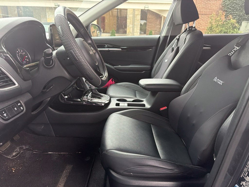 Used 2023 Kia Seltos SX w/ SX Sunroof Package AWD/4WD image 14