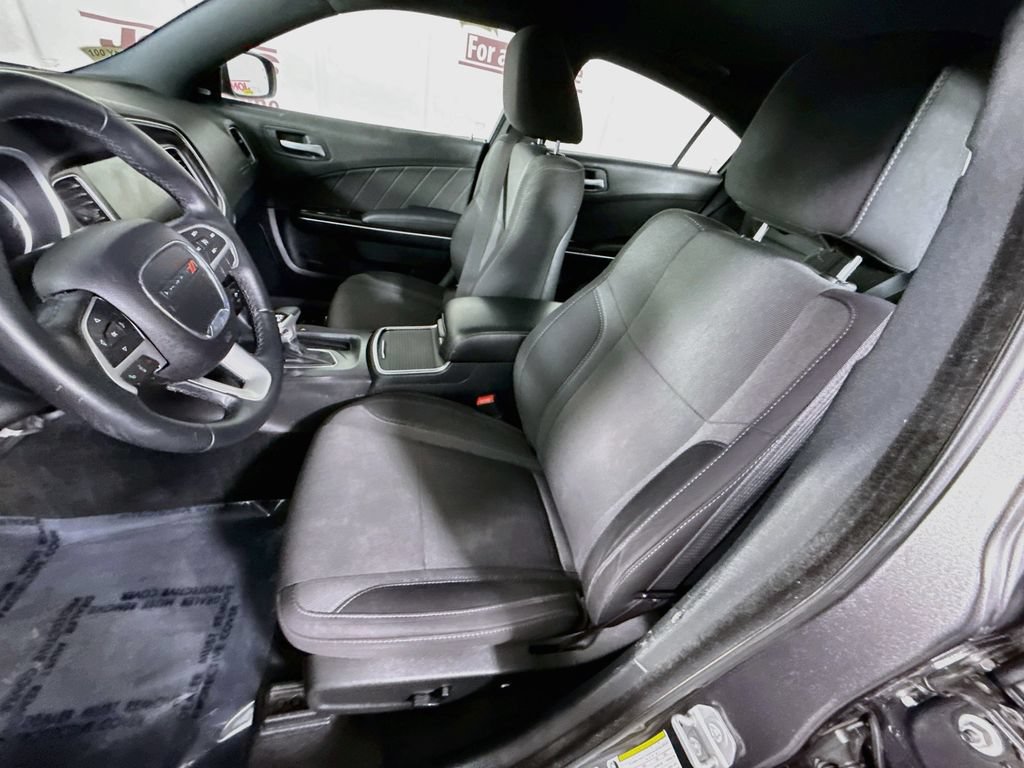 Used 2015 Dodge Charger SXT RWD image 20