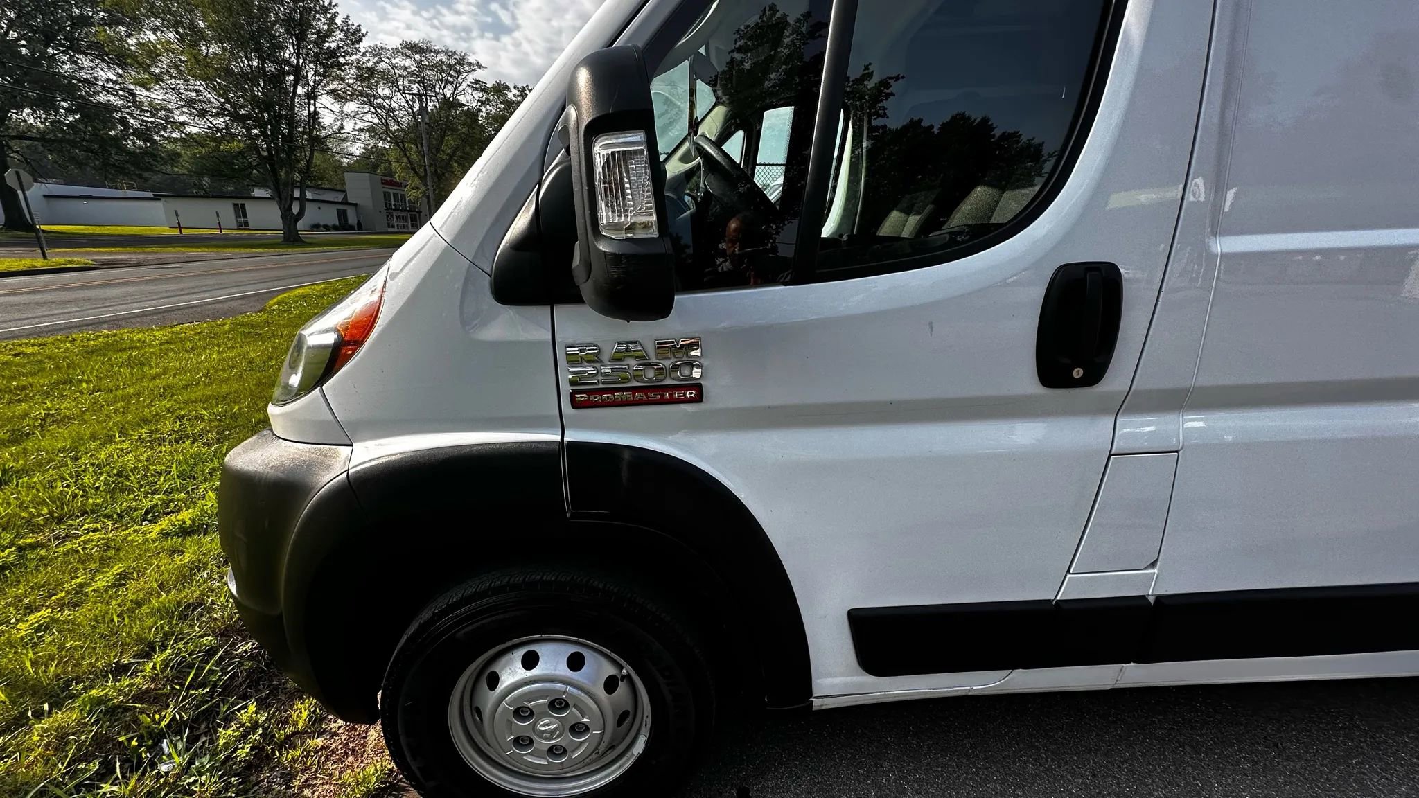Used 2021 RAM ProMaster 2500 FWD image 8