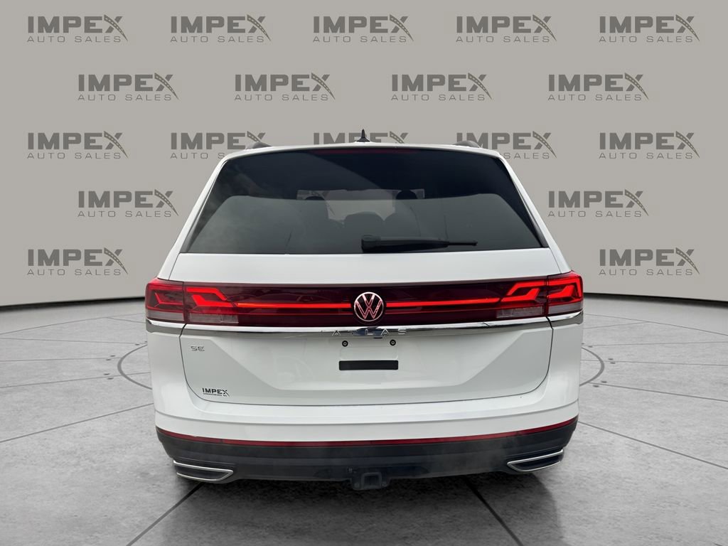 Used 2025 Volkswagen Atlas SE image 4