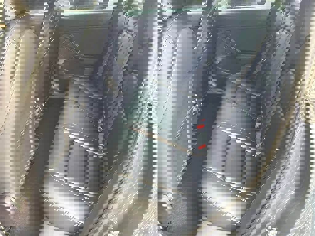 Used 2021 Tesla Model 3 Performance image 17