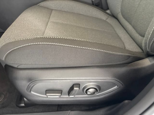 New 2026 Jeep Cherokee Laredo AWD/4WD image 13