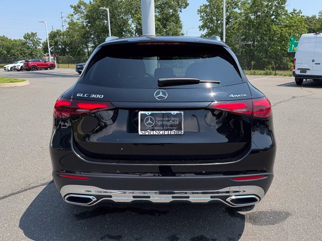 Used 2024 Mercedes-Benz GLC 300 4MATIC image 6