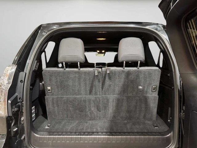 Used 2023 Lexus GX 460 Premium AWD/4WD image 33