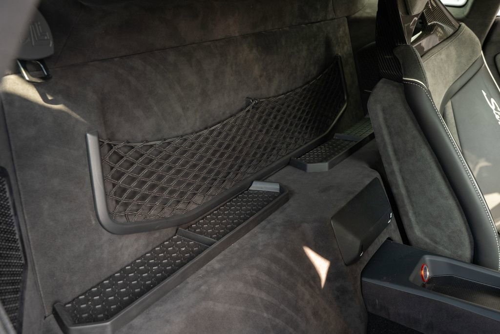 Used 2024 Lamborghini Huracan Sterrato image 40