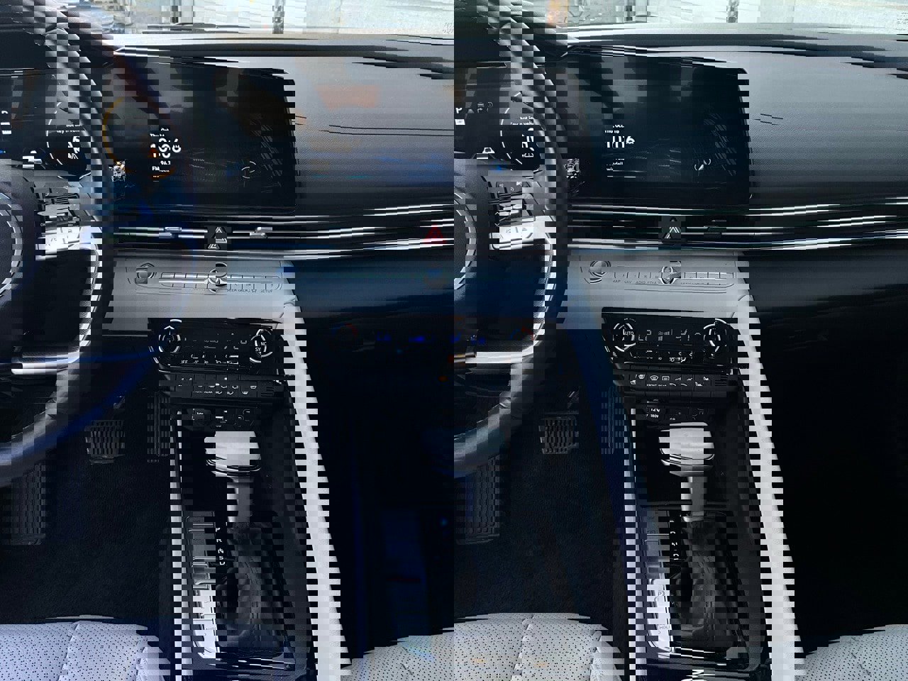 Used 2025 Hyundai Elantra Limited image 15