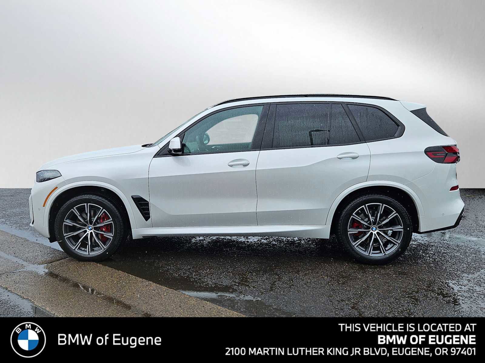 New 2026 BMW X5 xDrive40i w/ M Sport Package image 6