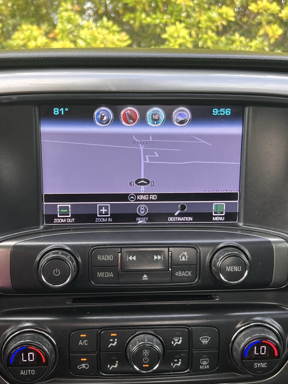 Used 2018 Chevrolet Silverado 1500 LT w/ All Star Edition image 27