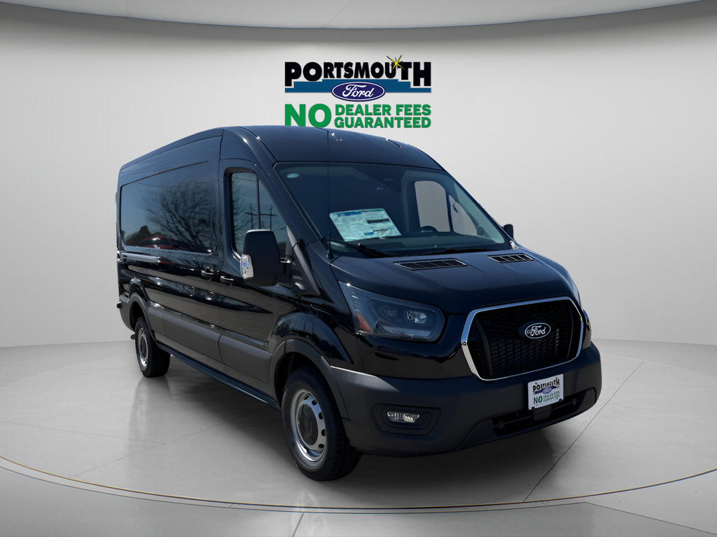 New 2026 Ford Transit 250 148 Medium Roof w/ Load Area Protection Package RWD image 24