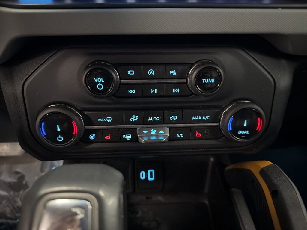 Used 2022 Ford Bronco Badlands image 20