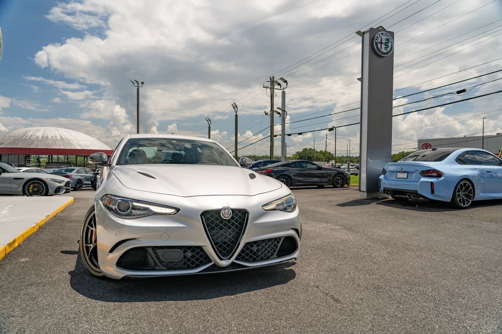 Used 2020 Alfa Romeo Giulia Quadrifoglio w/ Nero Edizione RWD image 13