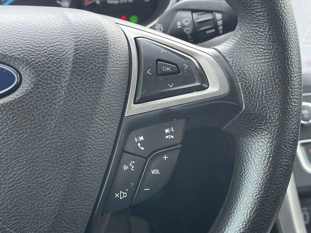 Used 2019 Ford Fusion SE image 27