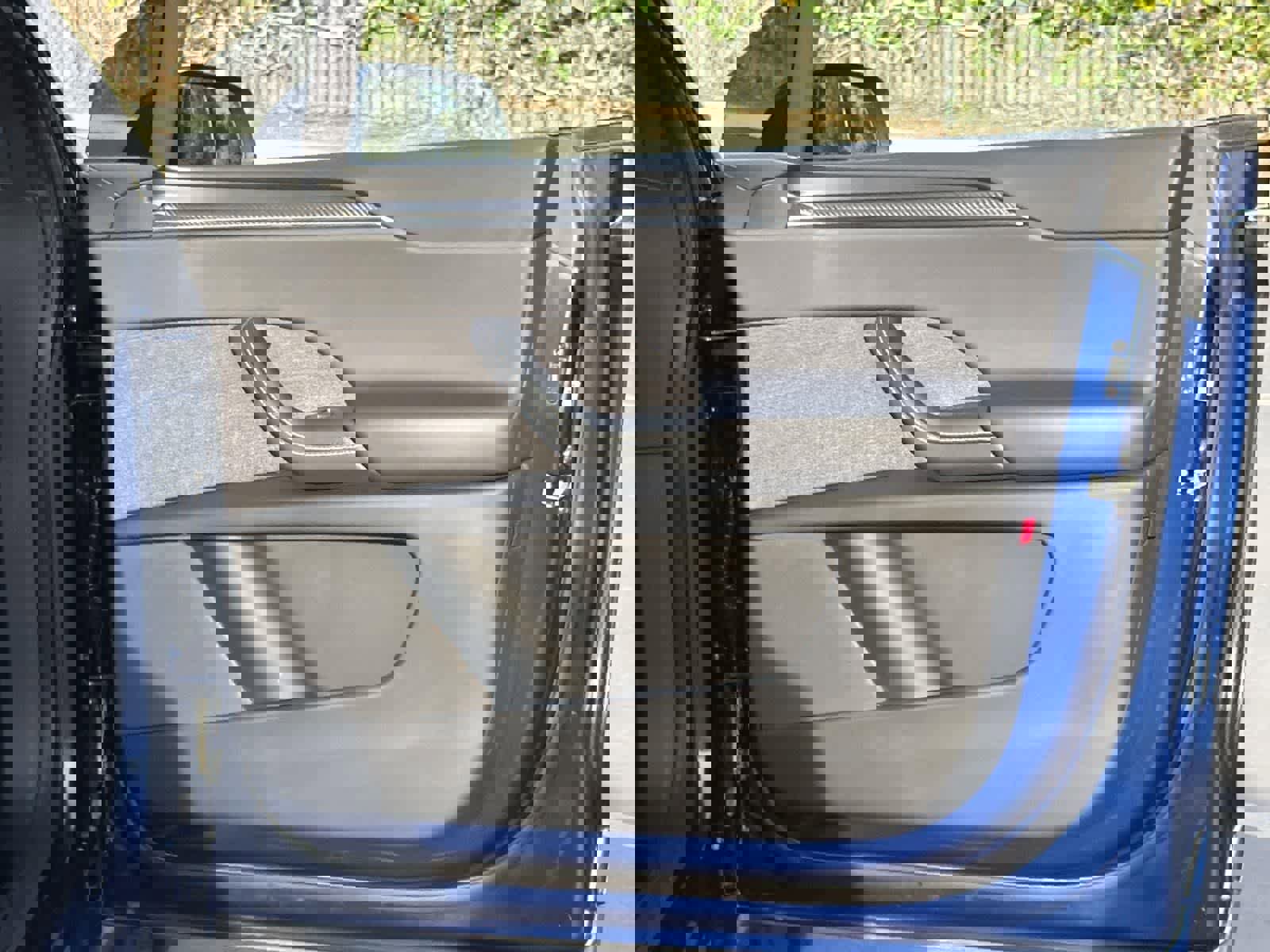 Used 2022 Tesla Model X Plaid image 35