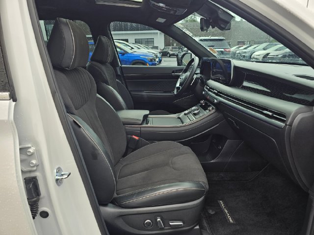 Used 2025 Hyundai Palisade Calligraphy AWD/4WD image 10