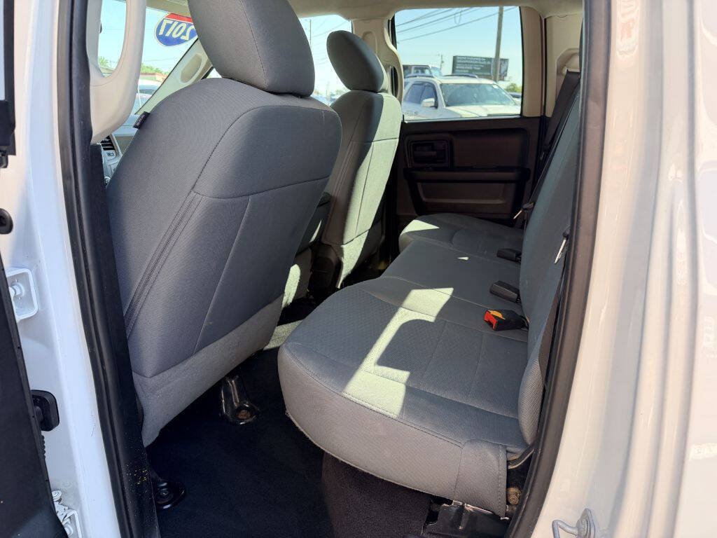 Used 2017 RAM 1500 Tradesman w/ Popular Equipment Group AWD/4WD image 5