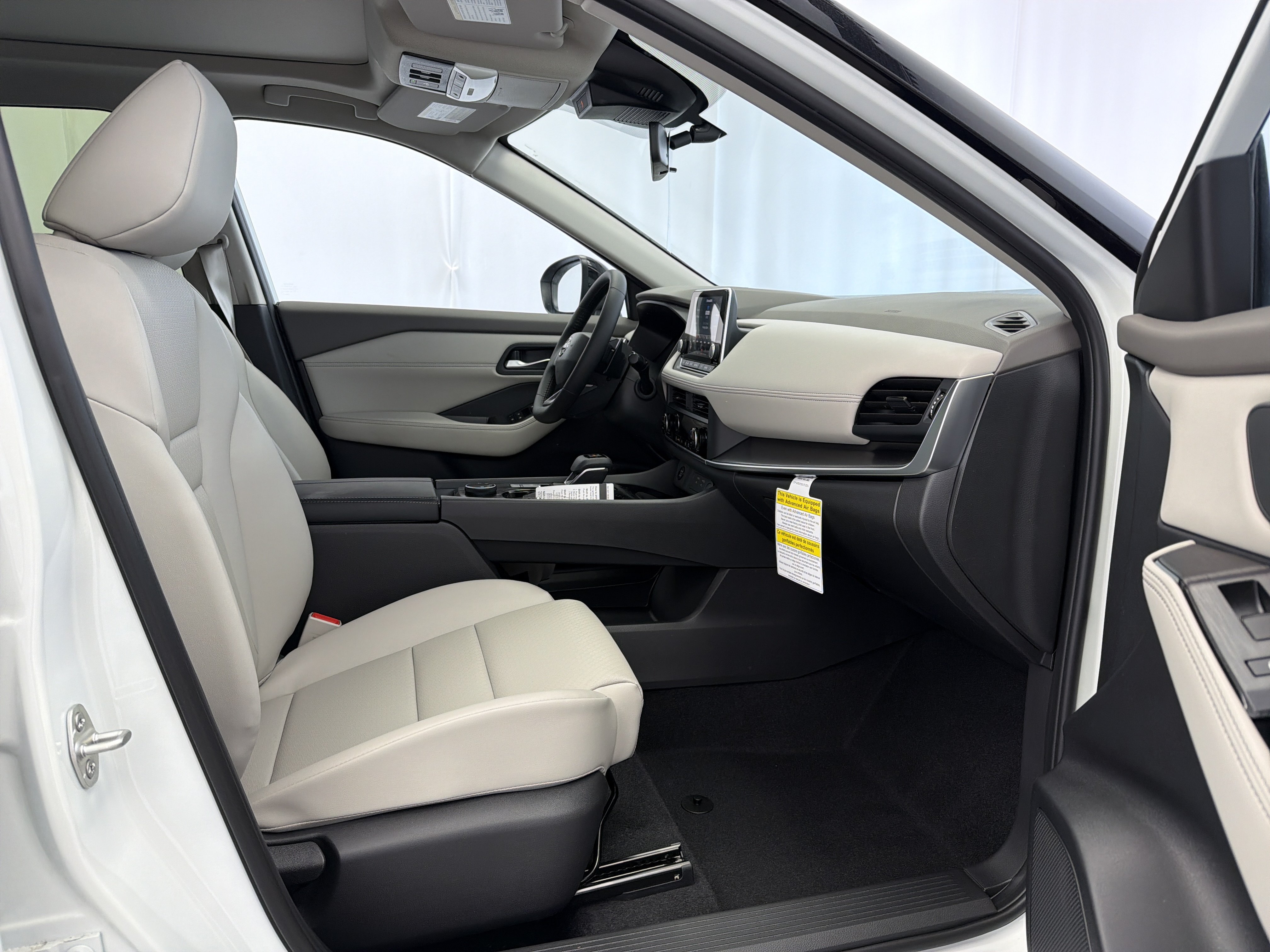 New 2026 Nissan Rogue SV AWD/4WD image 11