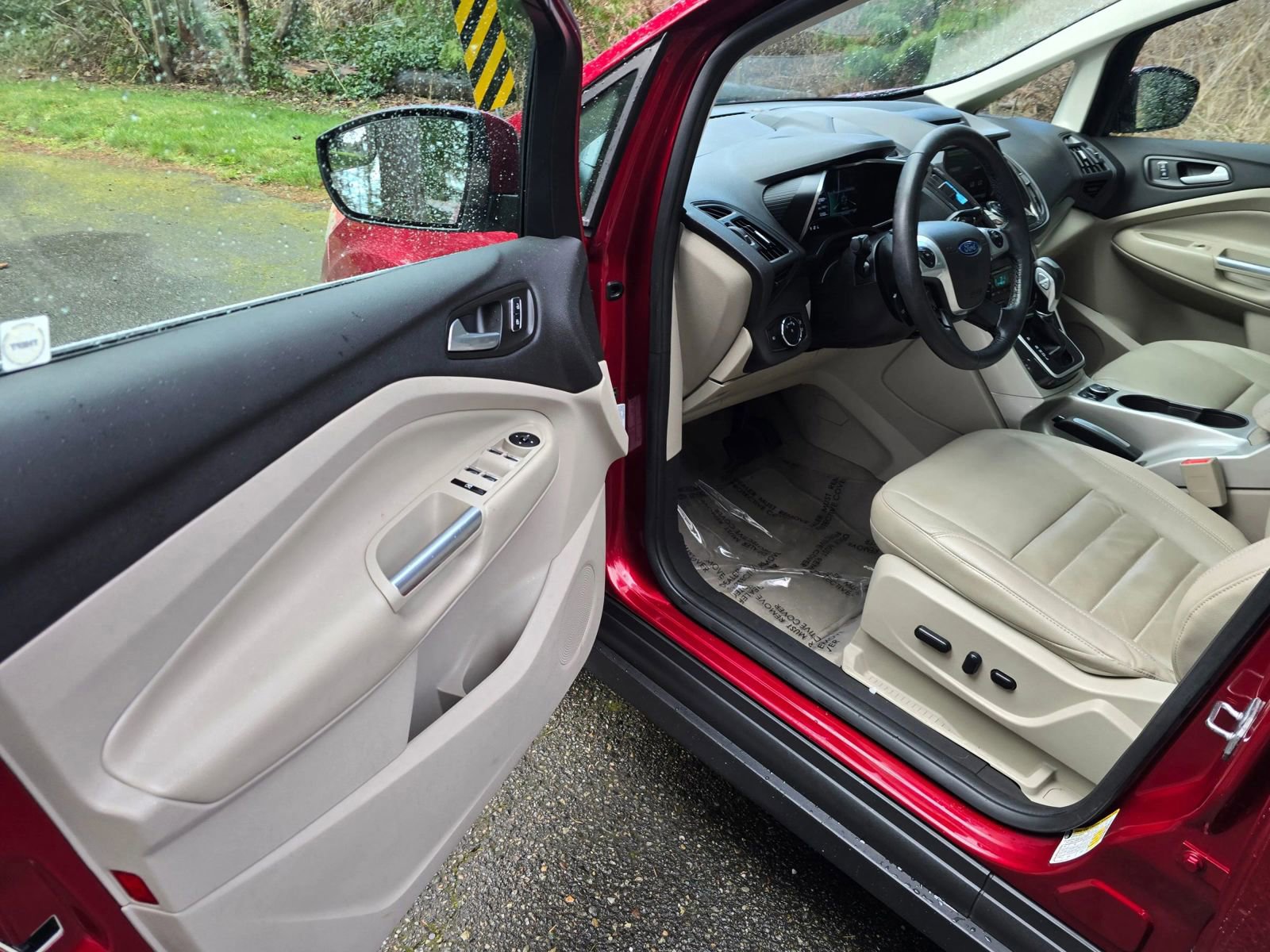 Used 2015 Ford C-MAX SEL w/ Equipment Group 303A image 19