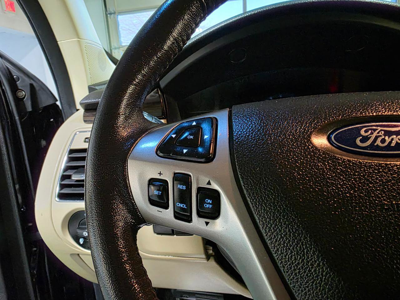 Used 2019 Ford Flex SEL w/ Equipment Group 202A AWD/4WD image 32
