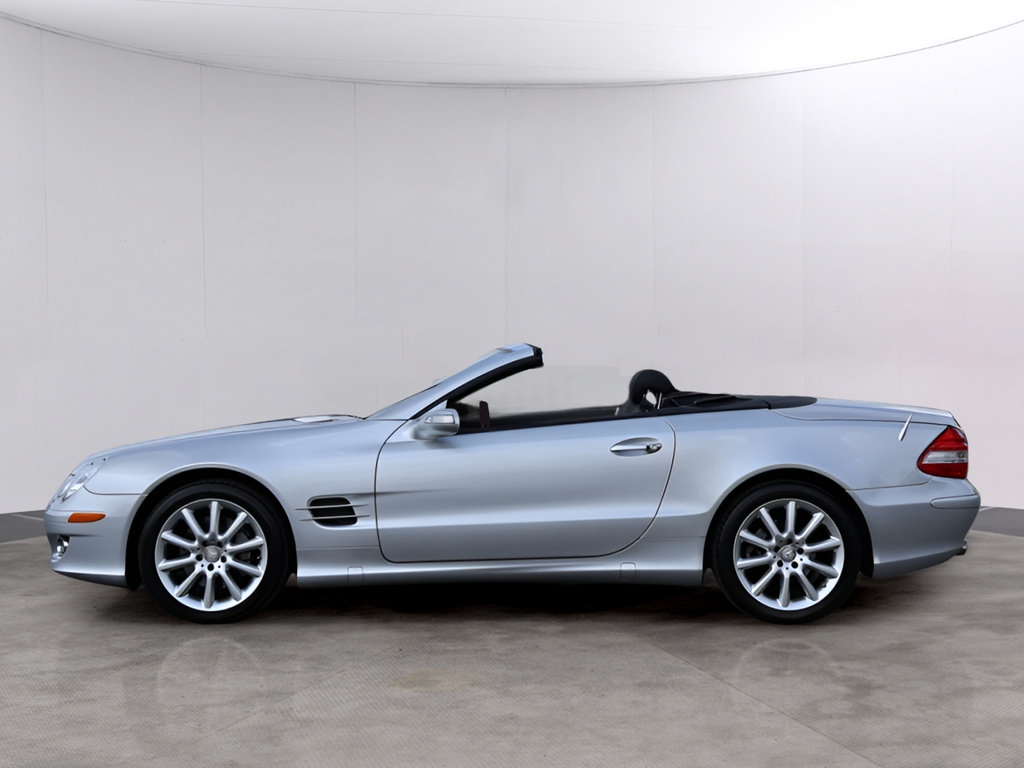 Used 2008 Mercedes-Benz SL 550 image 4
