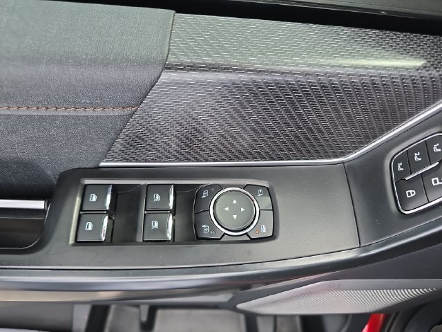 Used 2023 Ford F150 Raptor w/ Raptor Carbon Fiber Package AWD/4WD image 31