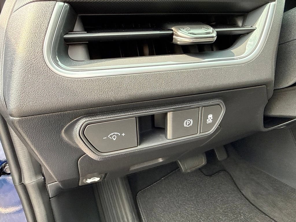 Certified 2025 Kia K4 GT-Line Turbo FWD image 23