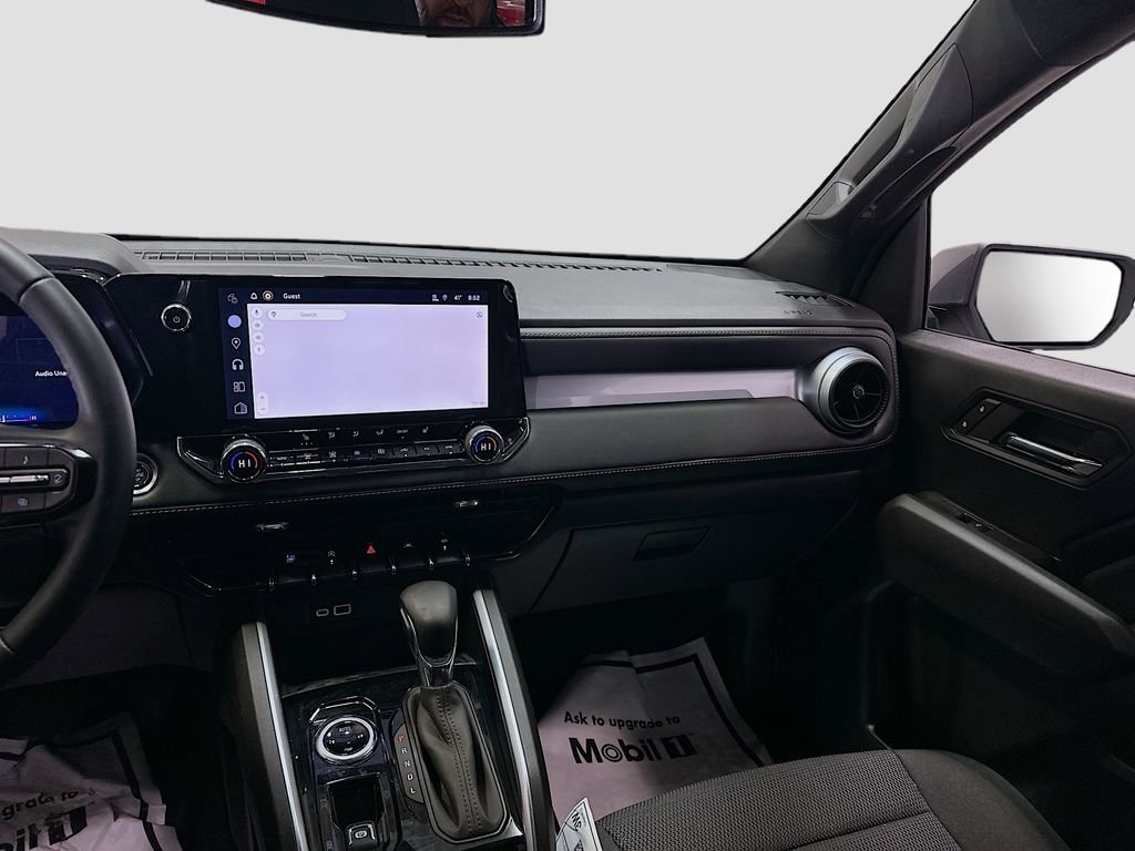 New 2024 Chevrolet Colorado LT w/ LT Convenience Package II image 25