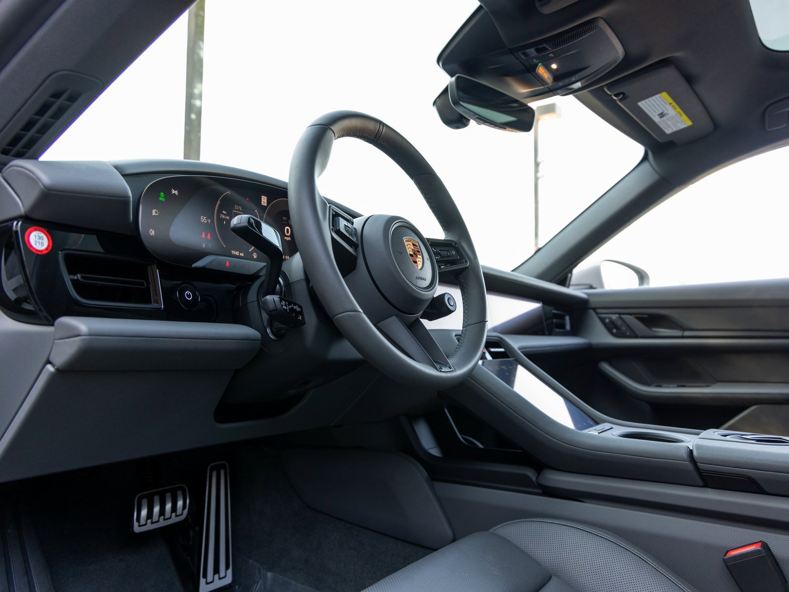 Used 2025 Porsche Taycan 4S image 4