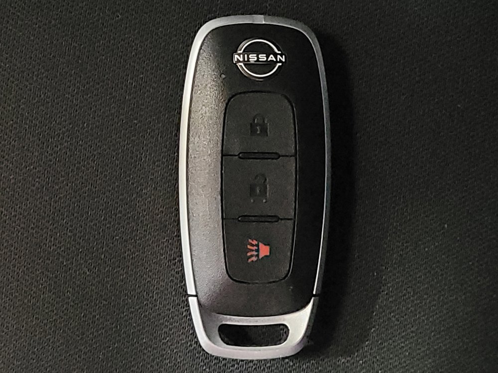 Used 2023 Nissan Rogue S FWD image 32