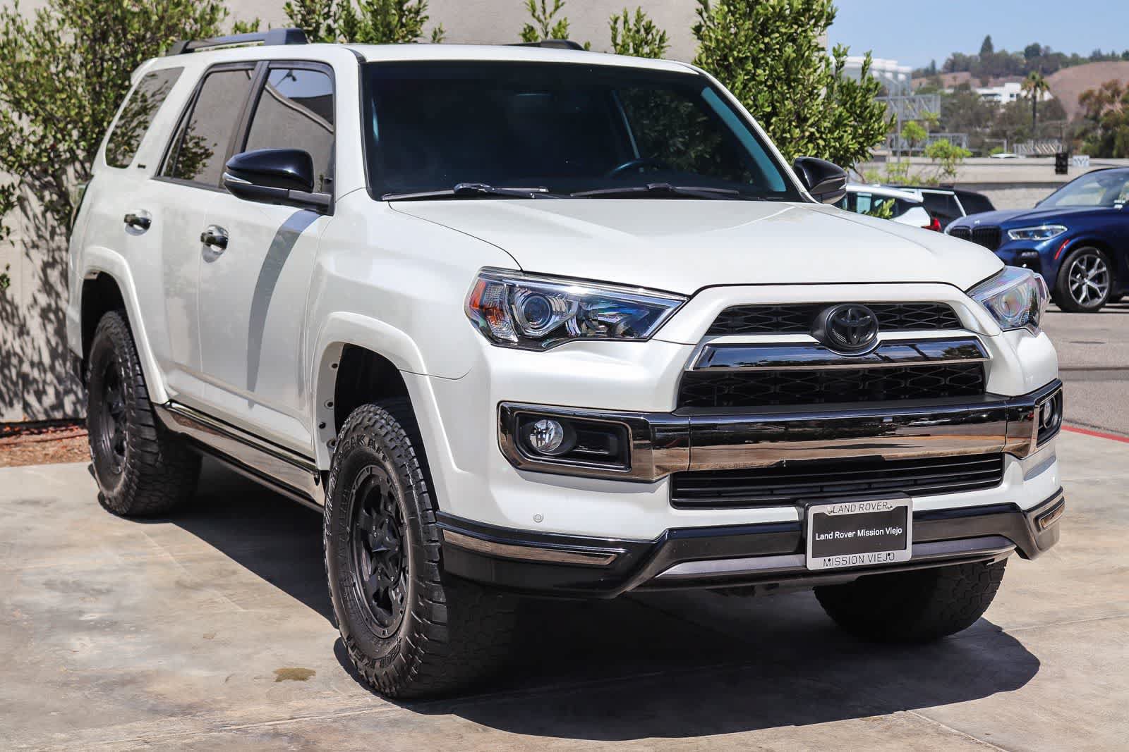 Used 2019 Toyota 4Runner Limited AWD/4WD image 3
