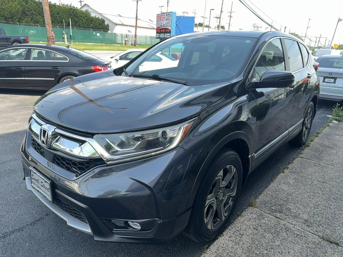 Used 2017 Honda CR-V EX image 4