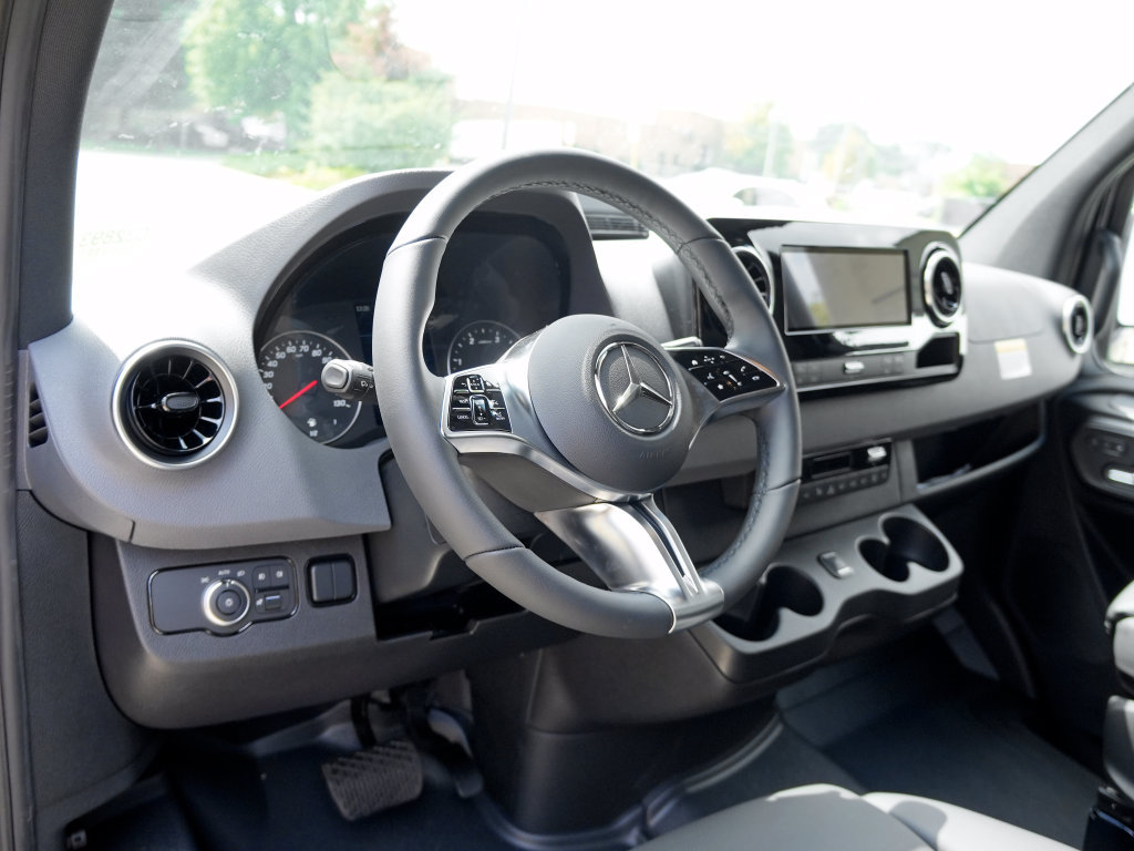 New 2026 Mercedes-Benz Sprinter 2500 image 14