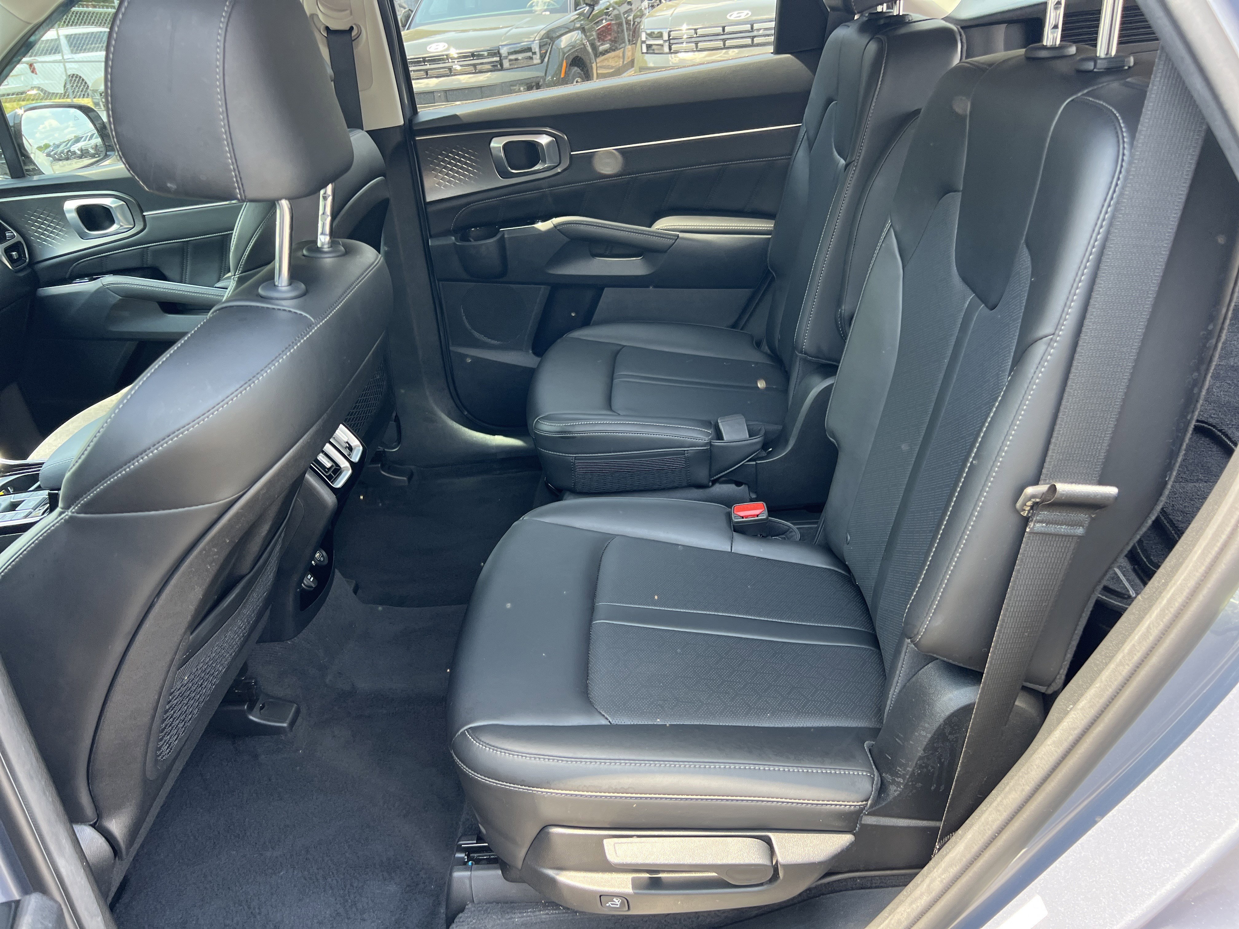 Used 2023 Kia Sorento SX AWD/4WD image 20