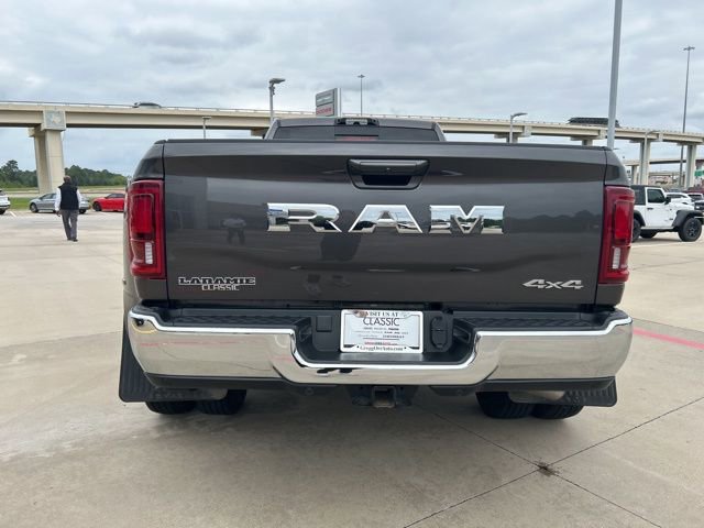 Used 2025 RAM 3500 Laramie AWD/4WD image 8