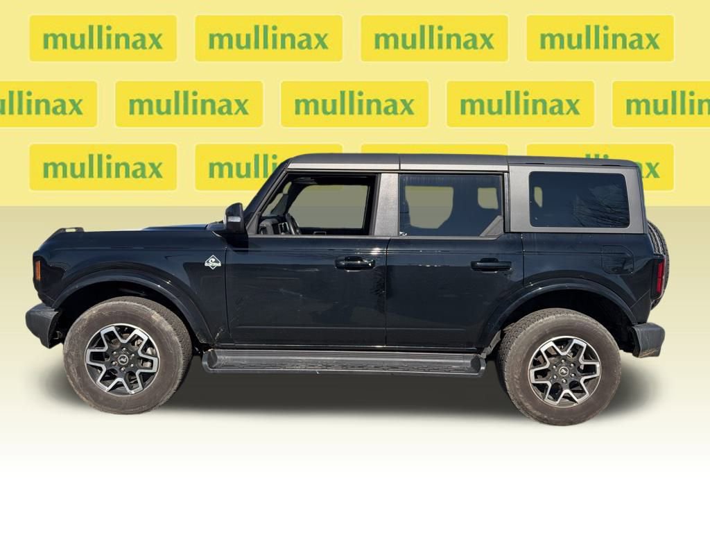 Used 2025 Ford Bronco Outer Banks image 6