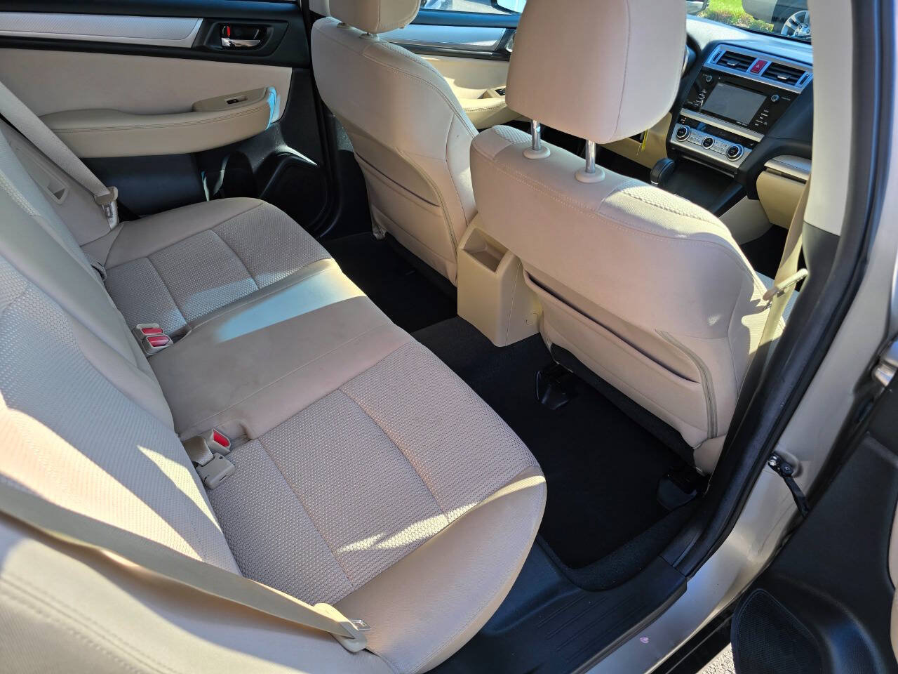 Used 2015 Subaru Outback 2.5i Premium AWD/4WD image 31