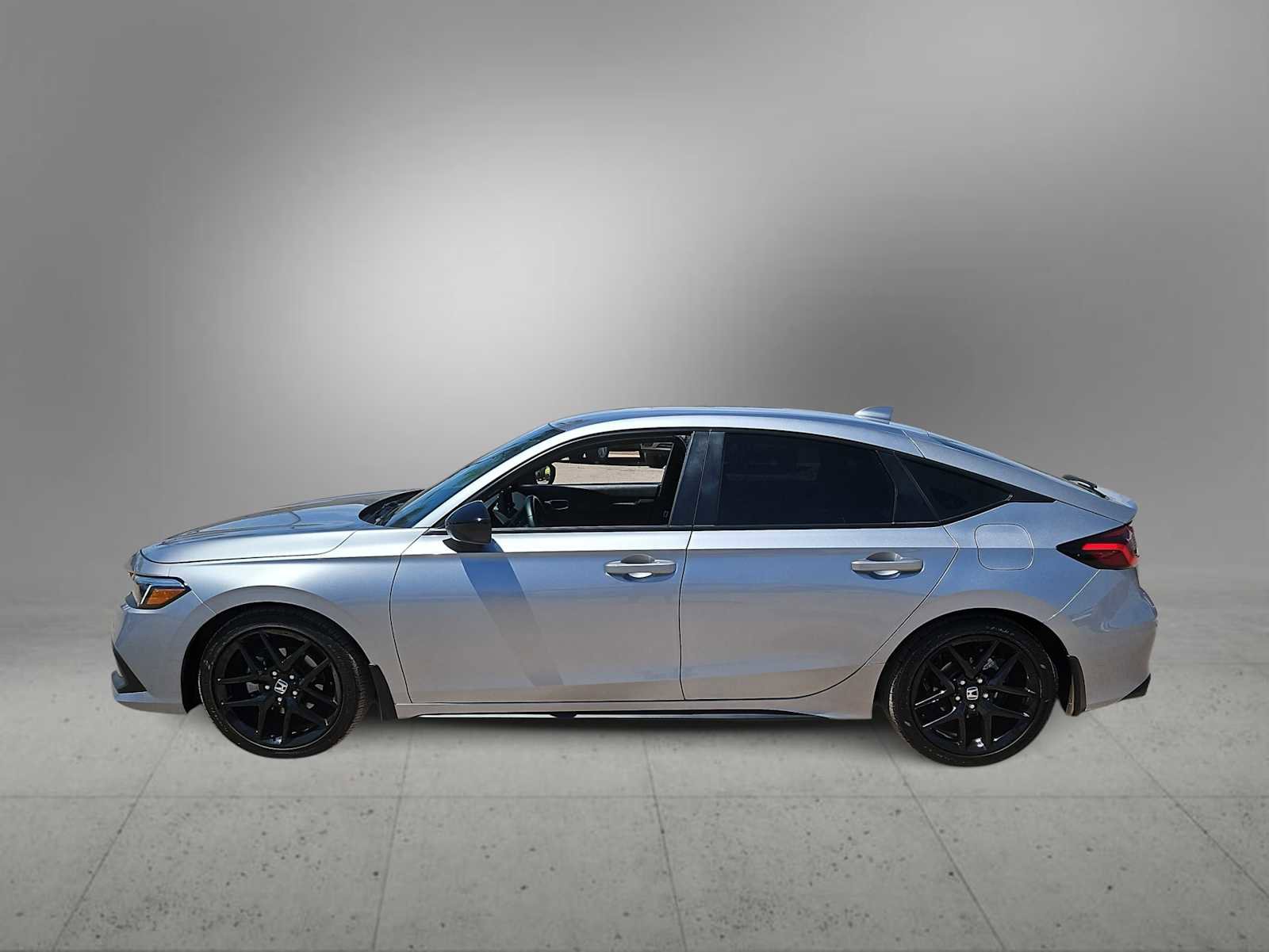 Used 2022 Honda Civic Sport image 5