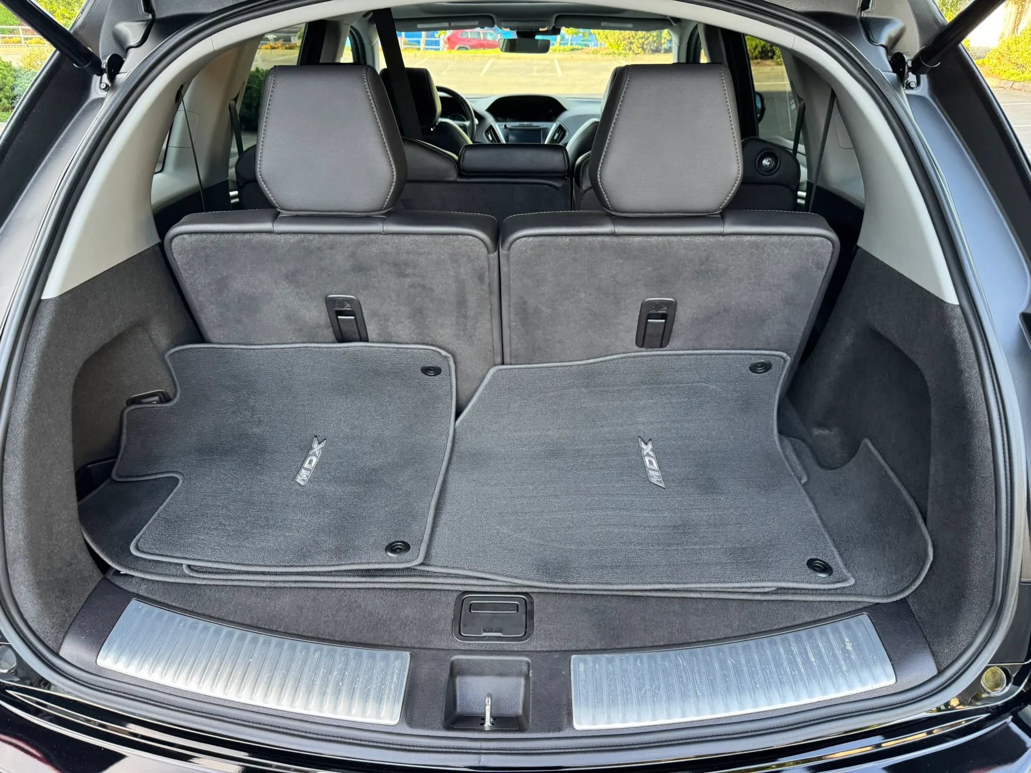 Used 2016 Acura MDX w/ Technology Package AWD/4WD image 30