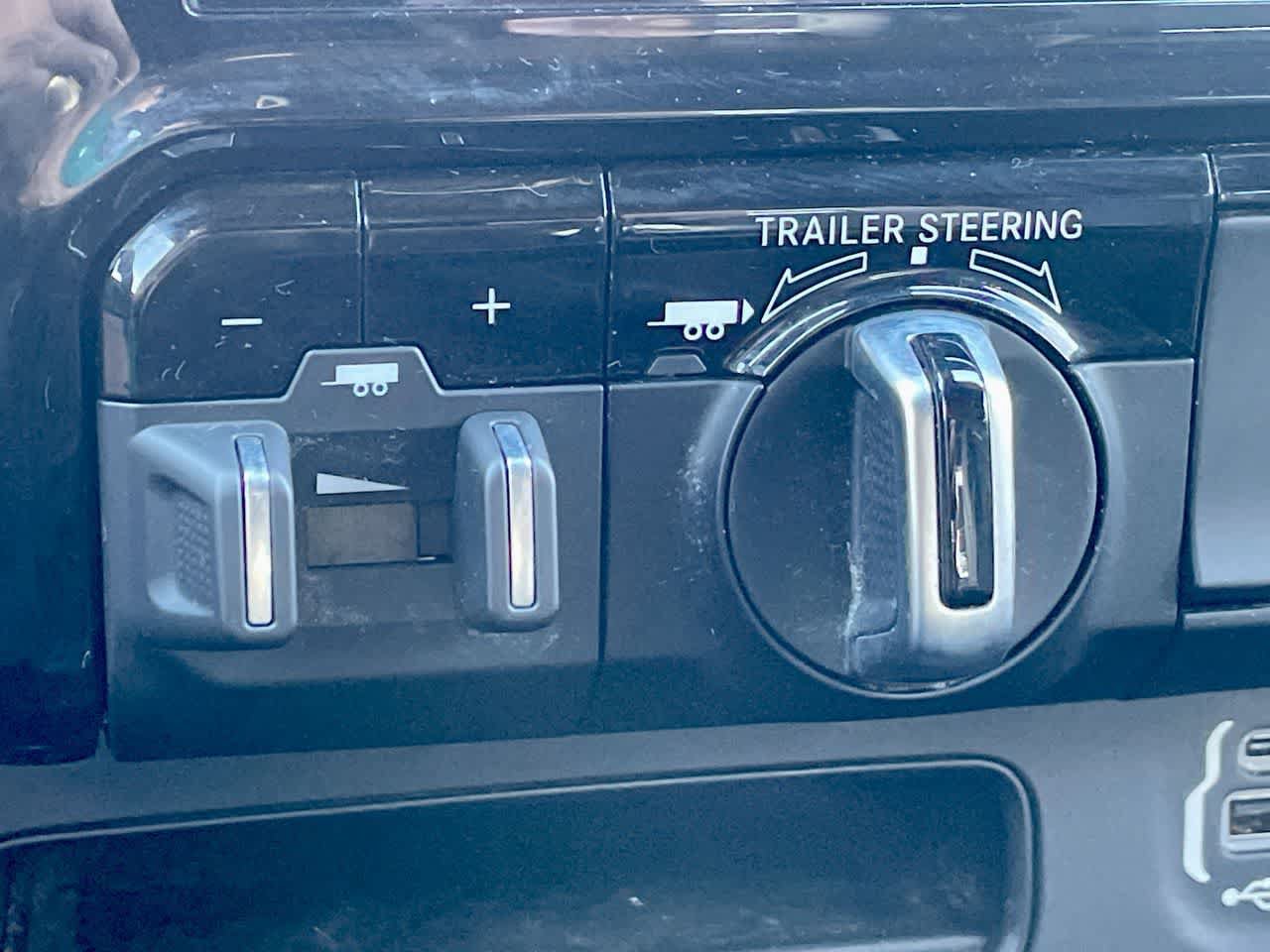 Used 2021 RAM 1500 Laramie AWD/4WD image 26