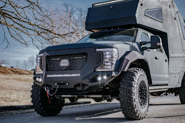 Used 2022 Ford F550 4x4 Crew Cab Super Duty w/ Power Equipment Group image 92