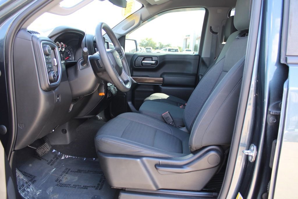 Used 2020 Chevrolet Silverado 1500 LT image 15