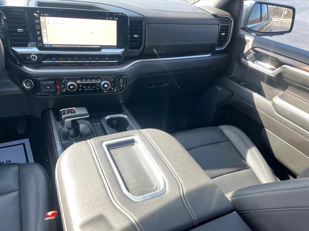 Used 2022 GMC Sierra 1500 SLT w/ SLT Premium Plus Package image 8