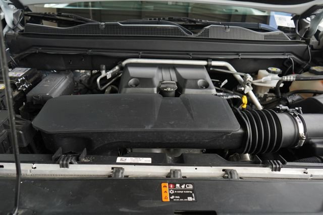 Used 2024 Chevrolet Colorado Trail Boss w/ Technology Package image 32