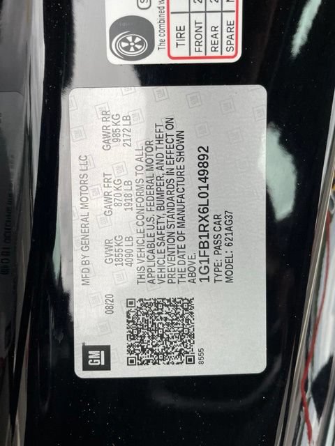 Used 2020 Chevrolet Camaro LT RWD image 32