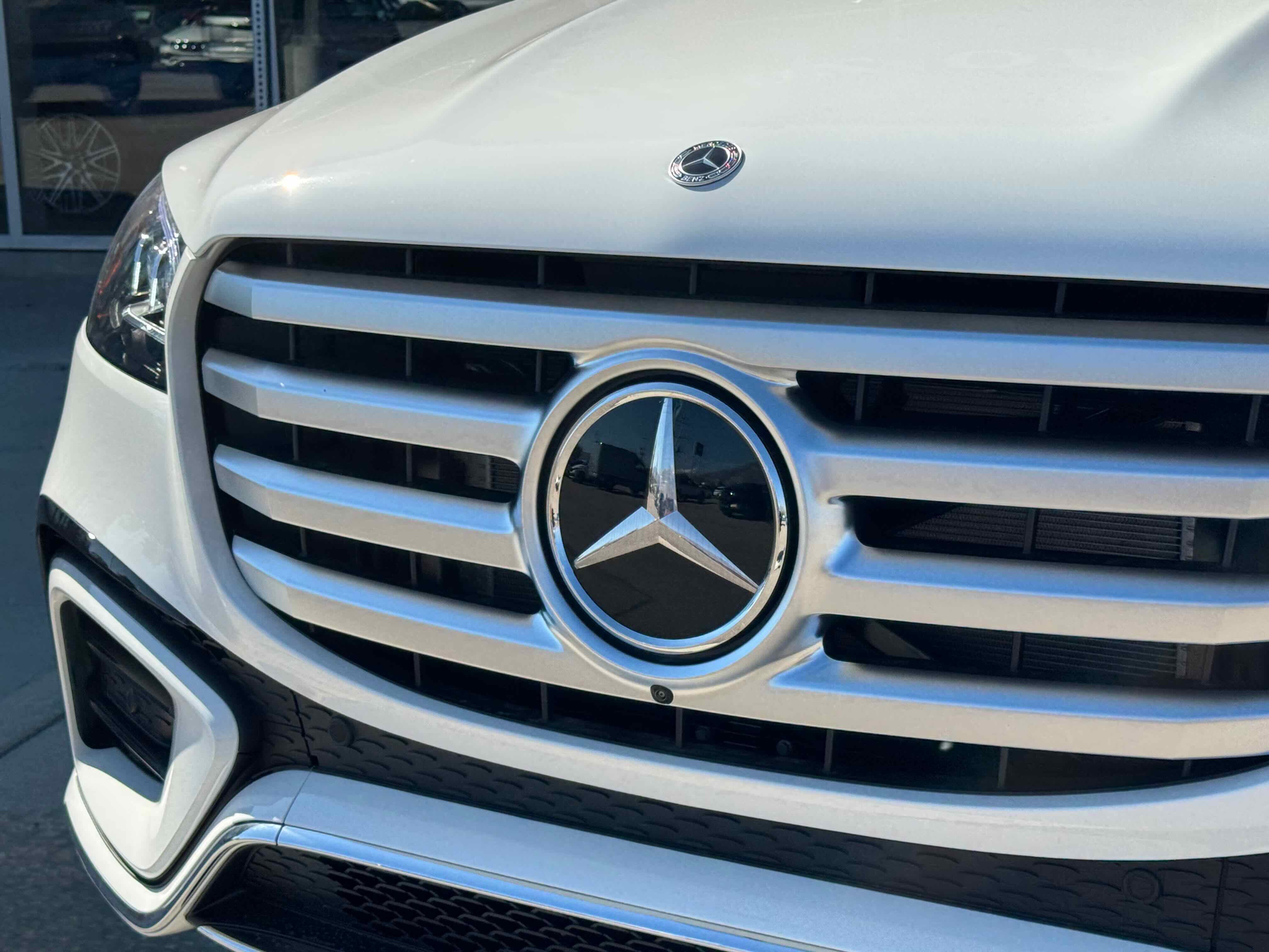 New 2026 Mercedes-Benz GLS 450 4MATIC image 13