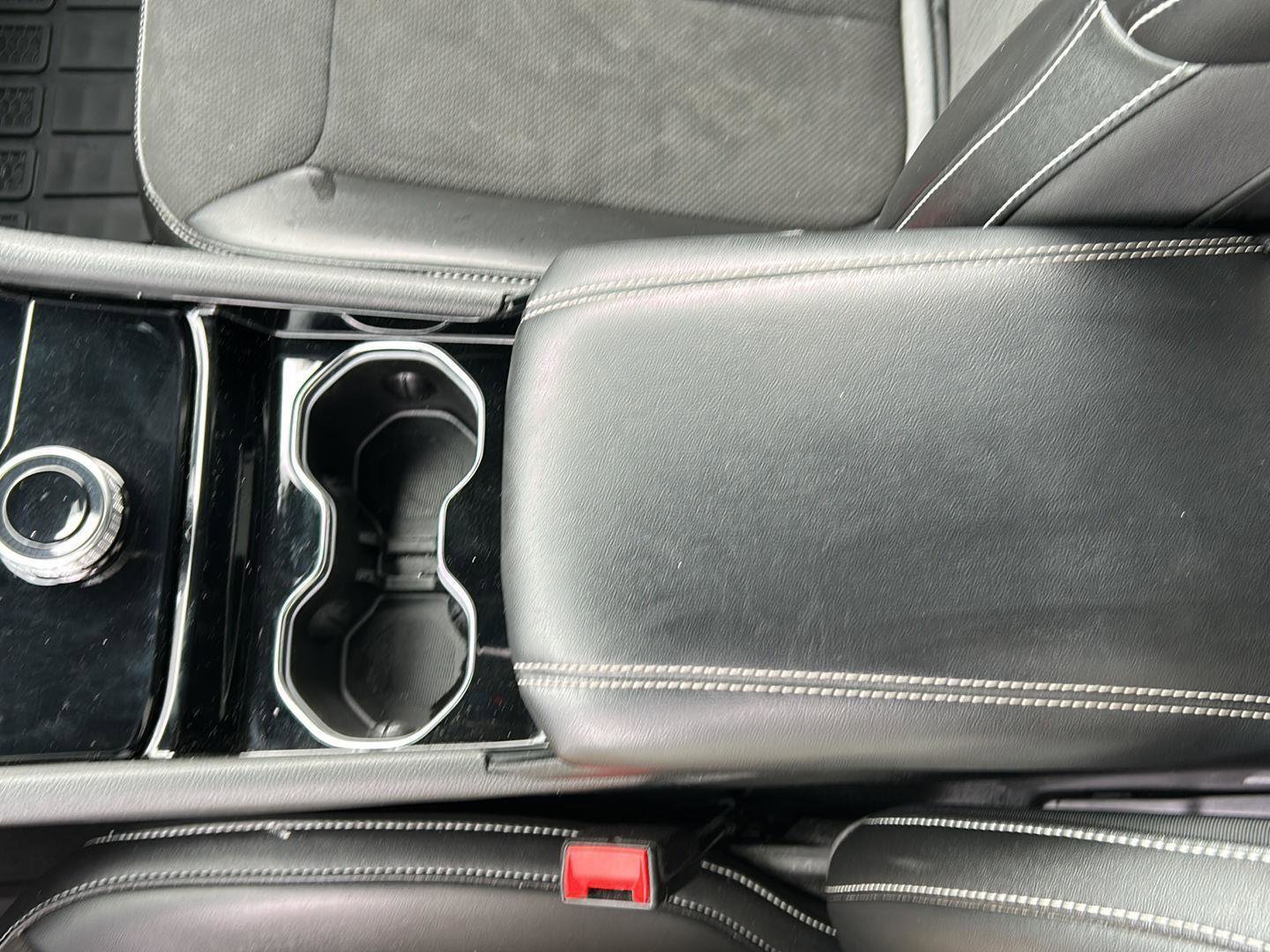 Used 2023 Jeep Grand Cherokee L Laredo image 19