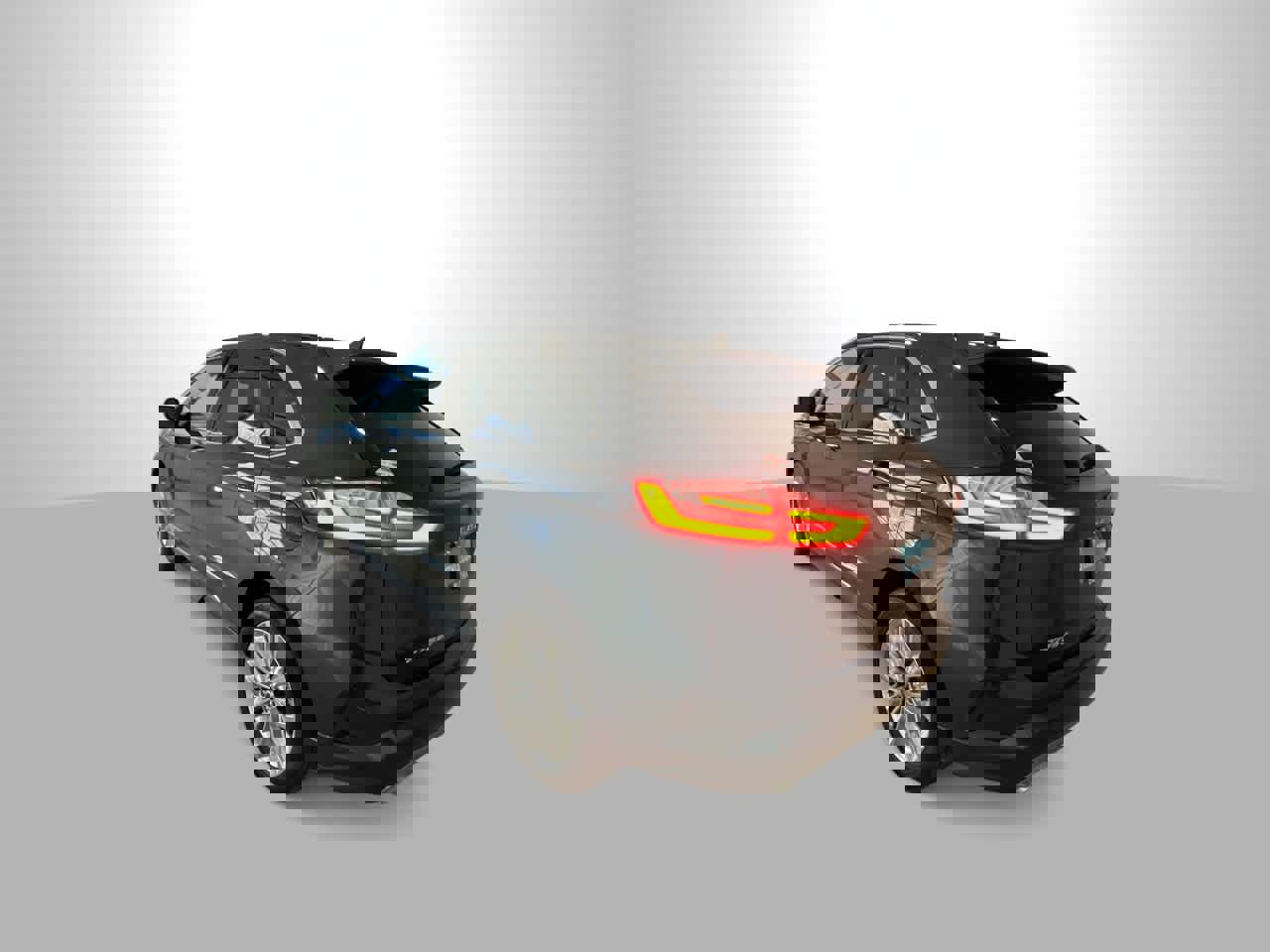 Used 2022 Ford Edge Titanium w/ Equipment Group 301A image 6