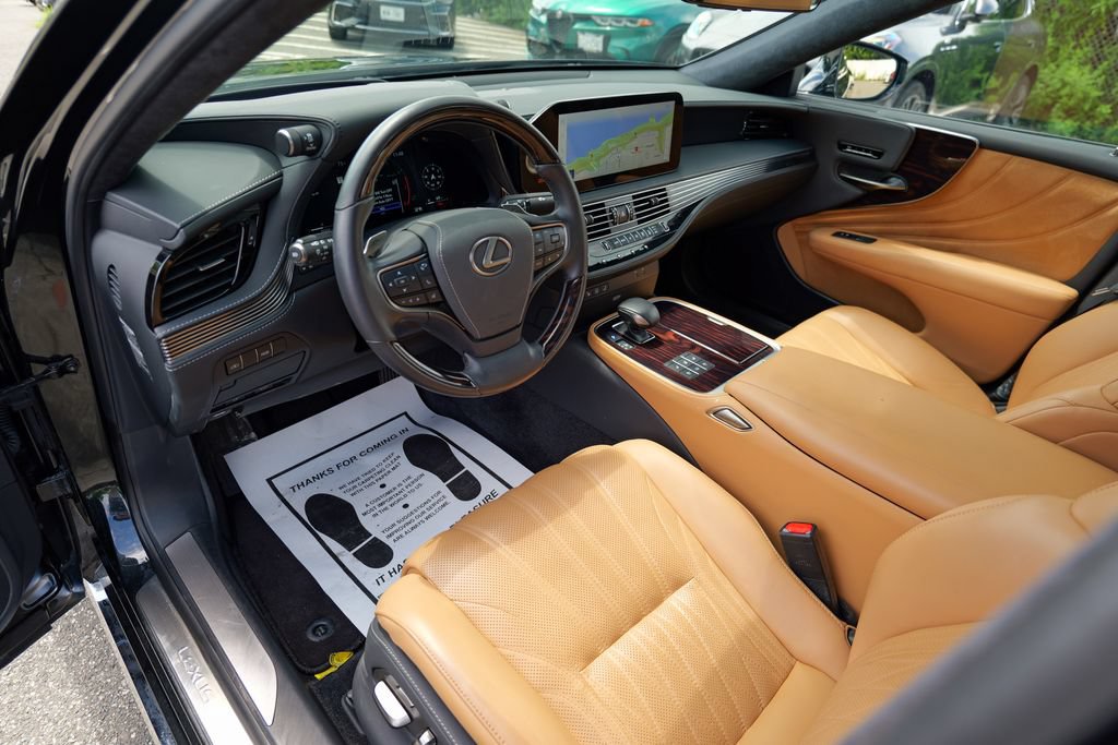 Used 2024 Lexus LS 500 AWD w/ Interior Upgrade Package image 20