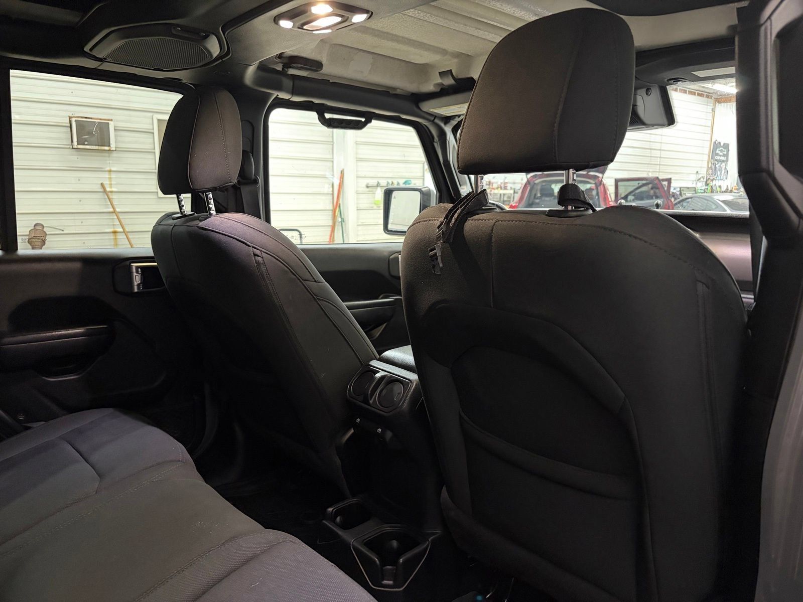 Used 2021 Jeep Wrangler Unlimited Sport AWD/4WD image 30